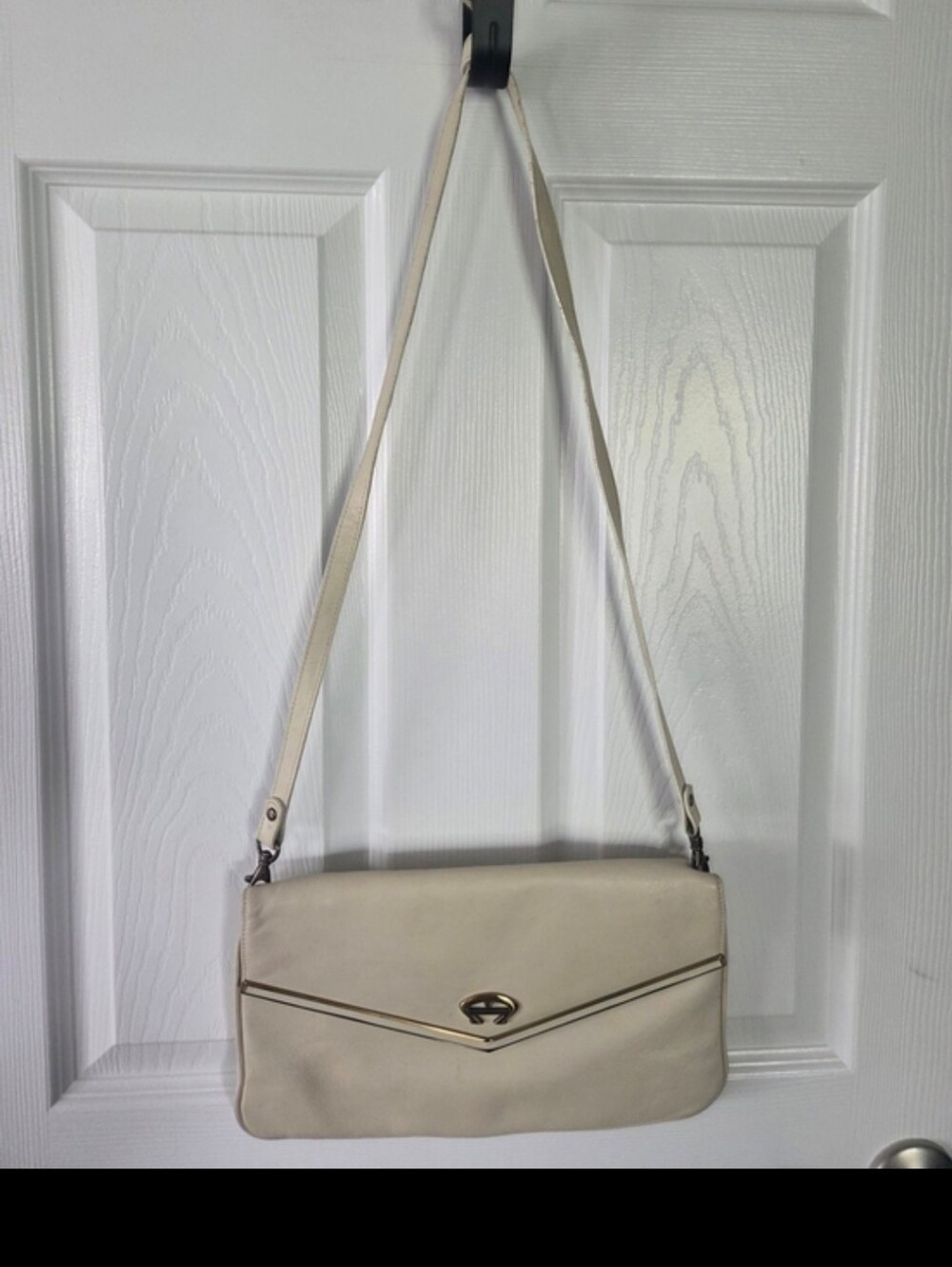VINTAGE Entienne Agnere Cream Envelope Clutch Bag with Gold Hardware